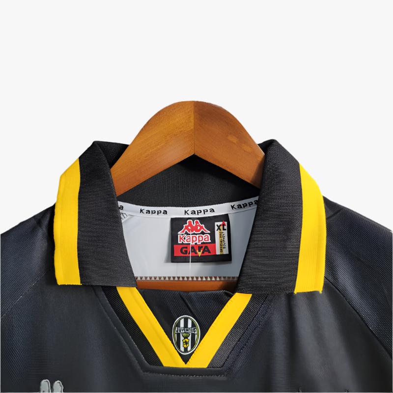 Retro 95/97 Juventus Home