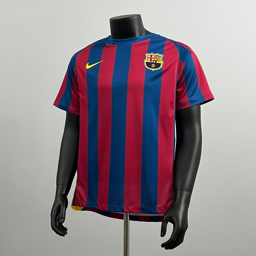 Retro Barcelona 05/06 home