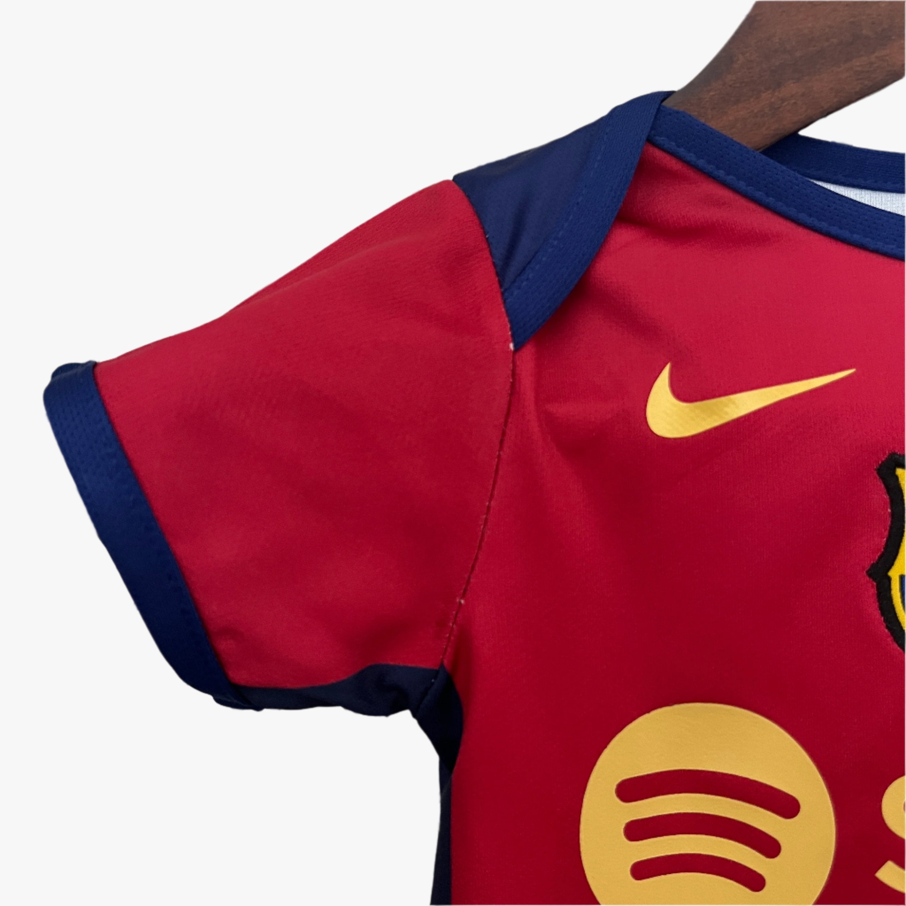24/25 Baby Barcelona Kit Home