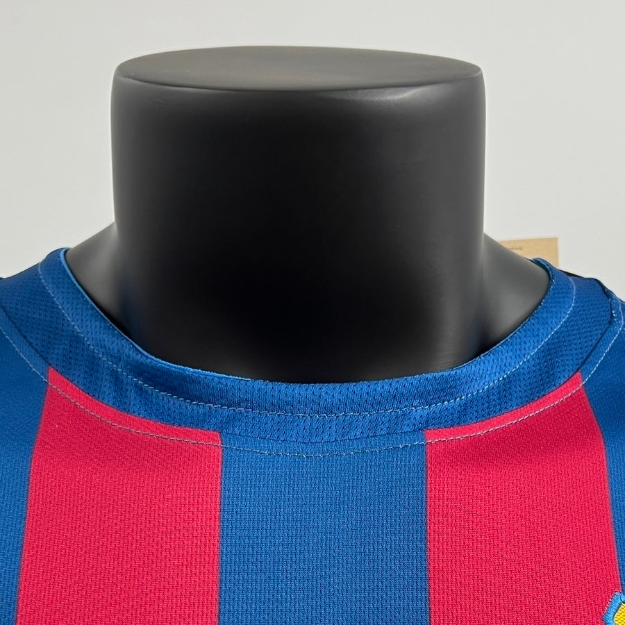 Retro Barcelona 05/06 home