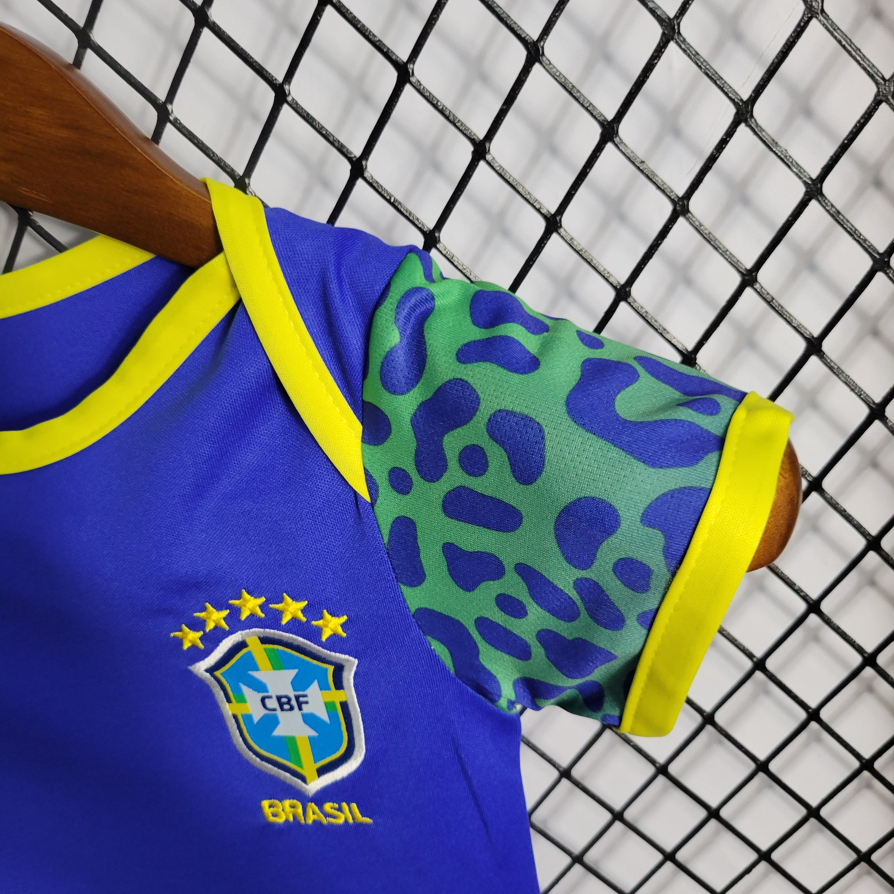 22-23 Baby Brazil away